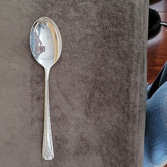 64 piece set (8 services) Rogers Silverplate International Silver comp. - Picture 5 of 17